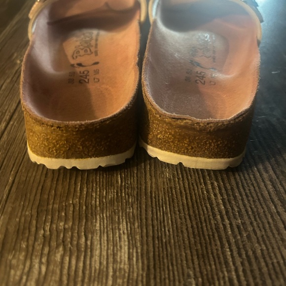 Birkenstock Pink Textured Sandals - Picture 3 of 5